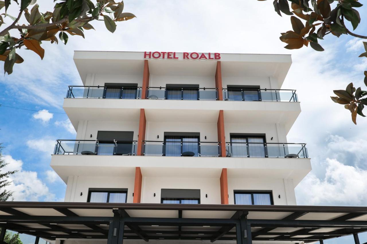 Hotel Roalb ราดฮีมือ ภายนอก รูปภาพ