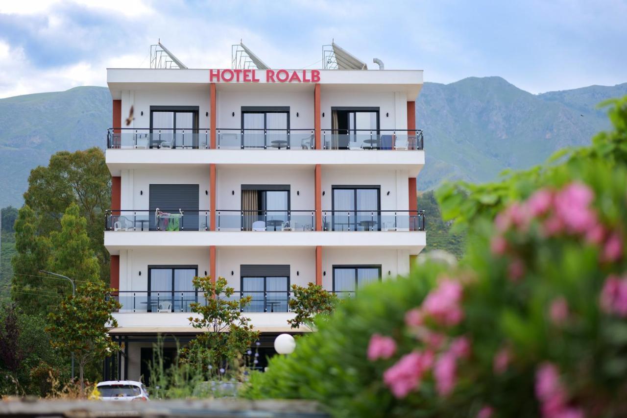 Hotel Roalb ราดฮีมือ ภายนอก รูปภาพ
