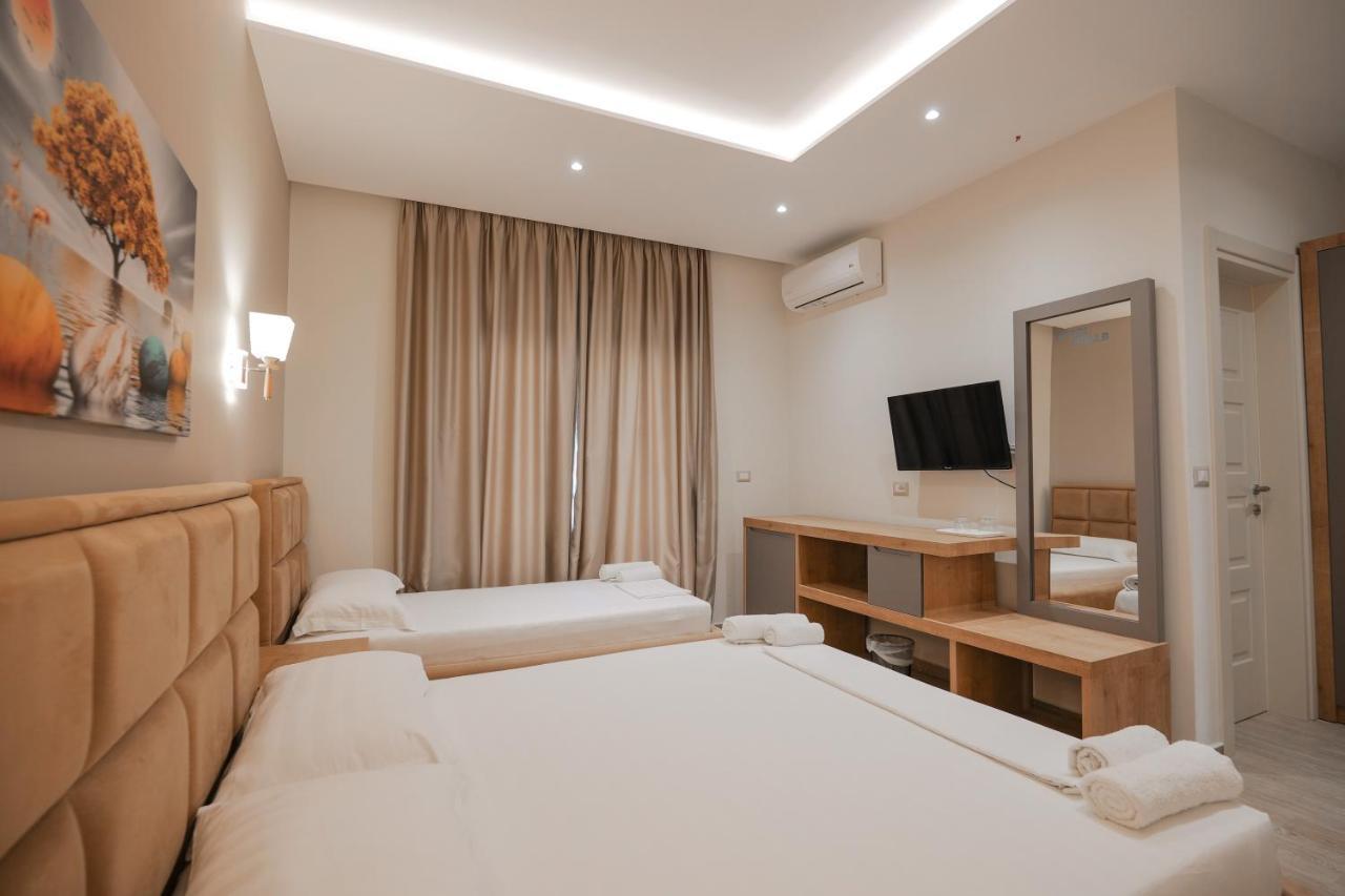 Hotel Roalb ราดฮีมือ ภายนอก รูปภาพ